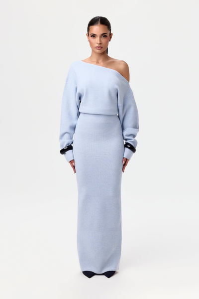 Schulterfreies Pulloverkleid